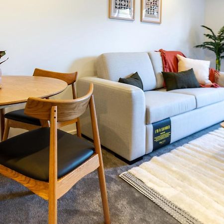1 Bedroom 1 Bath, Executive Escape, Northlands Mall Christchurch Exterior foto