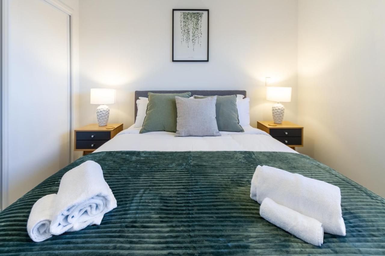 1 Bedroom 1 Bath, Executive Escape, Northlands Mall Christchurch Exterior foto